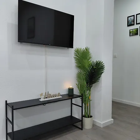 The Guenz Homes 2 Apartament