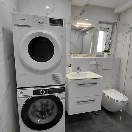 The Guenz Homes 2 Apartament